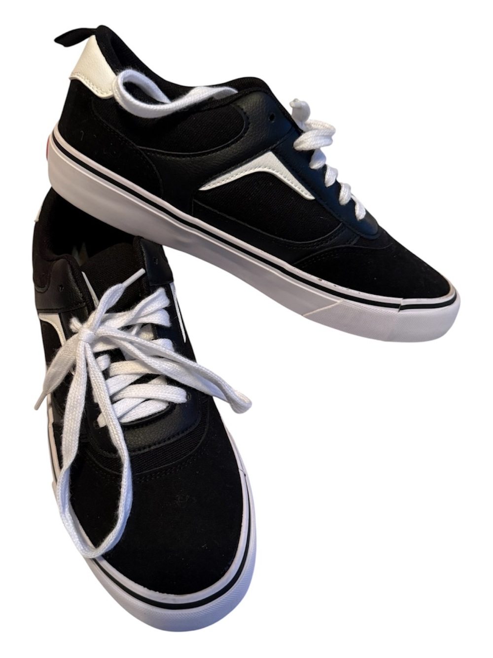 Airwalk Men’s Huntington Low-Top Skate Shoes Black/White Size 9.5